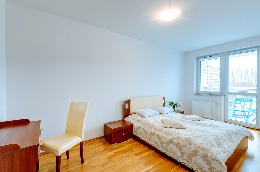 Apartamenty Diva 코워브제크 외부 사진