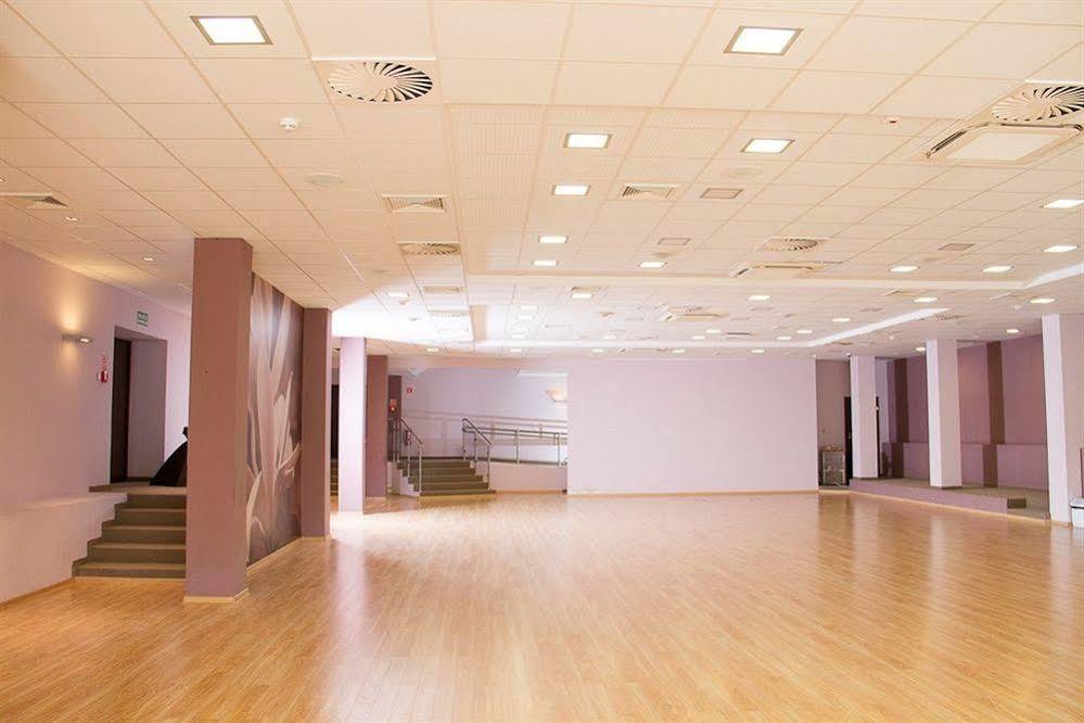 Apartamenty Diva 코워브제크 외부 사진