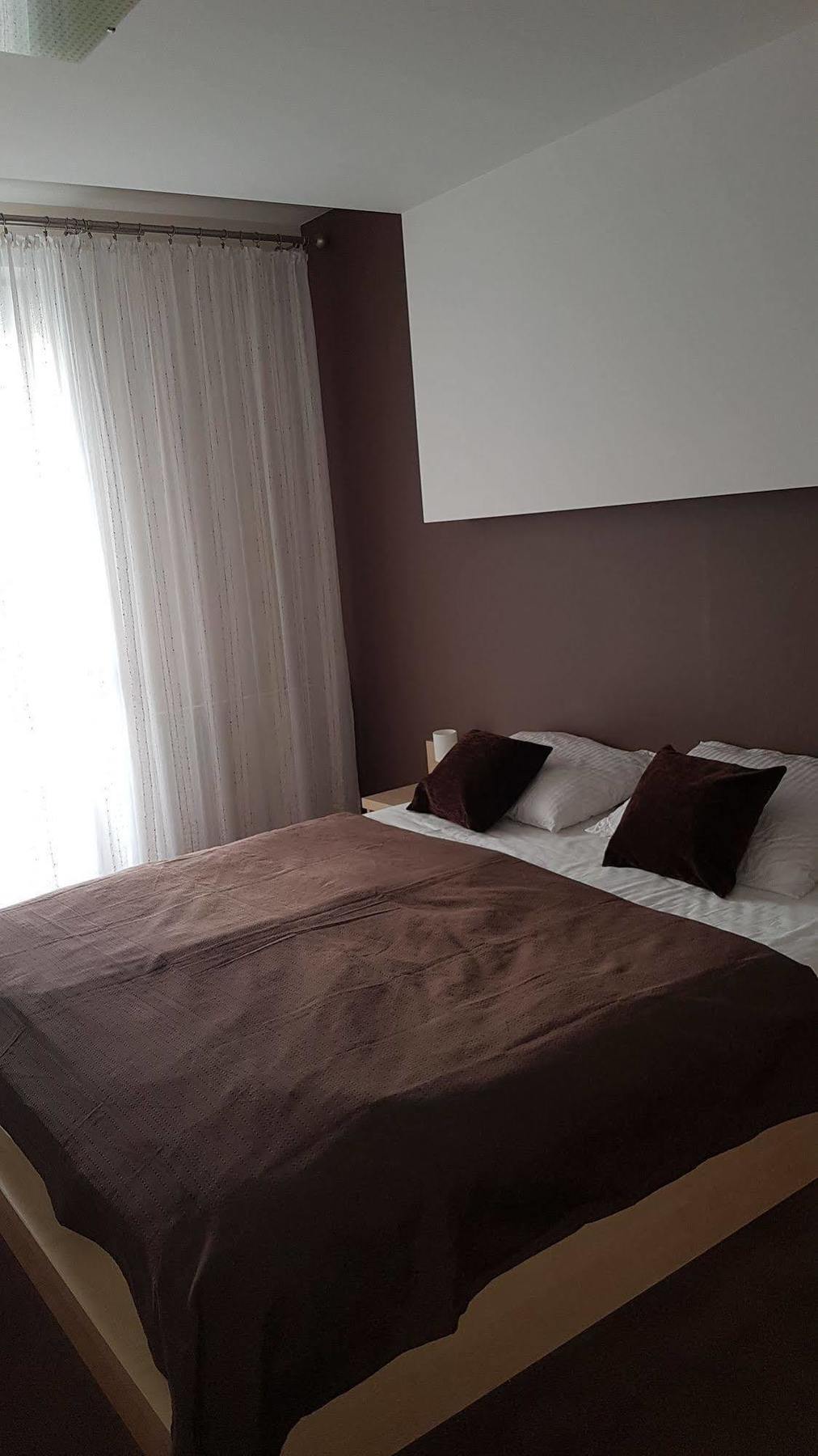 Apartamenty Diva 코워브제크 외부 사진