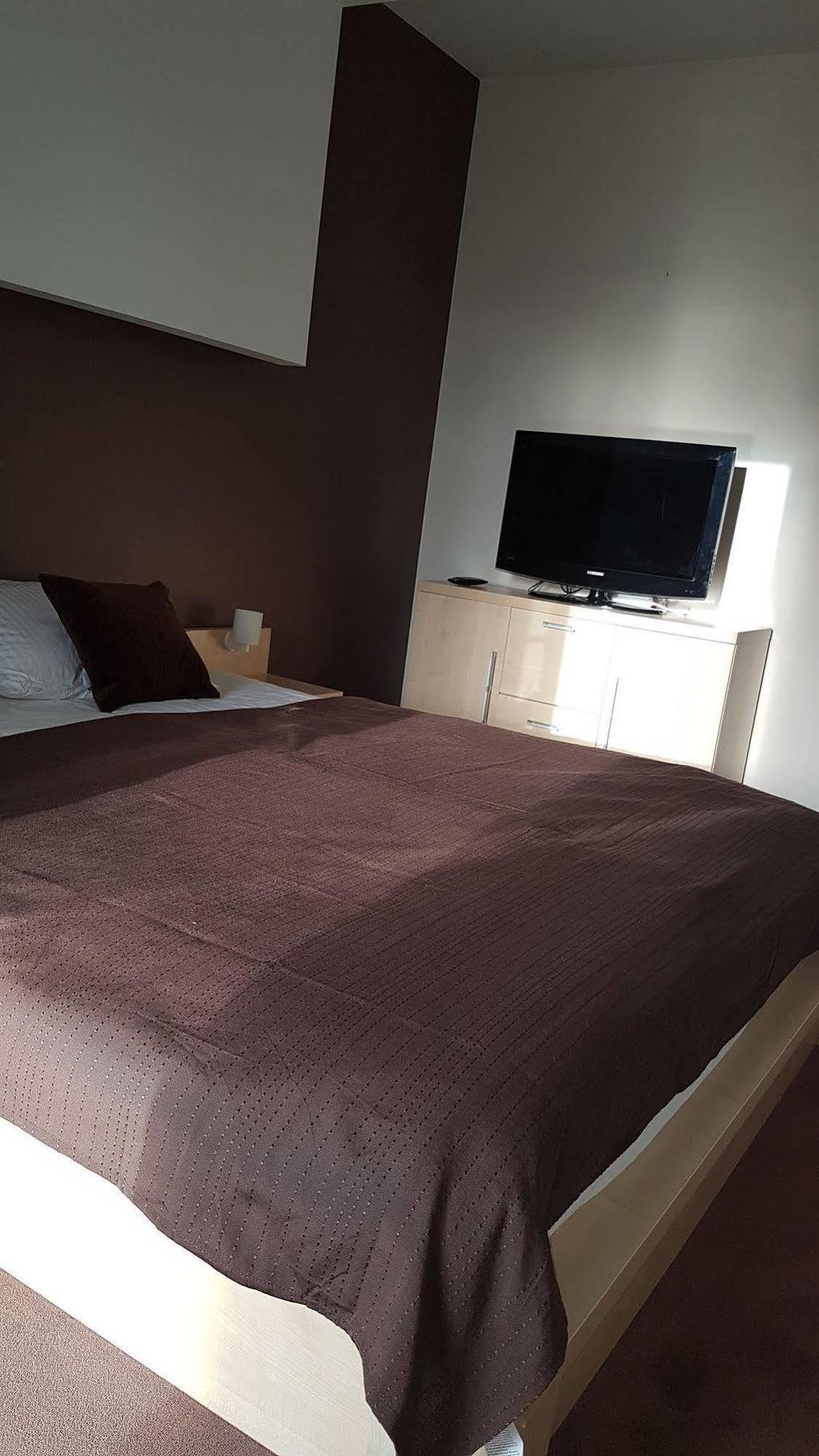 Apartamenty Diva 코워브제크 외부 사진